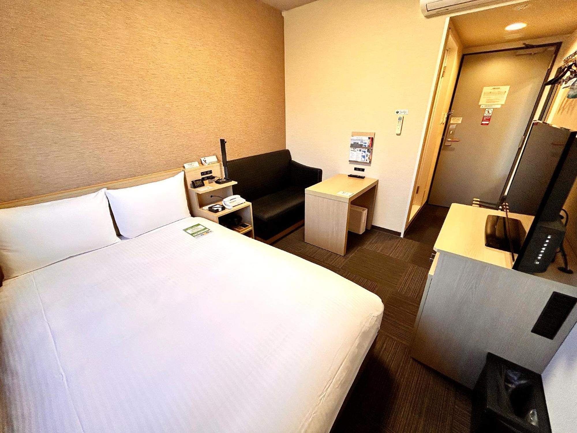 Hotel Route-Inn Anan Екстер'єр фото